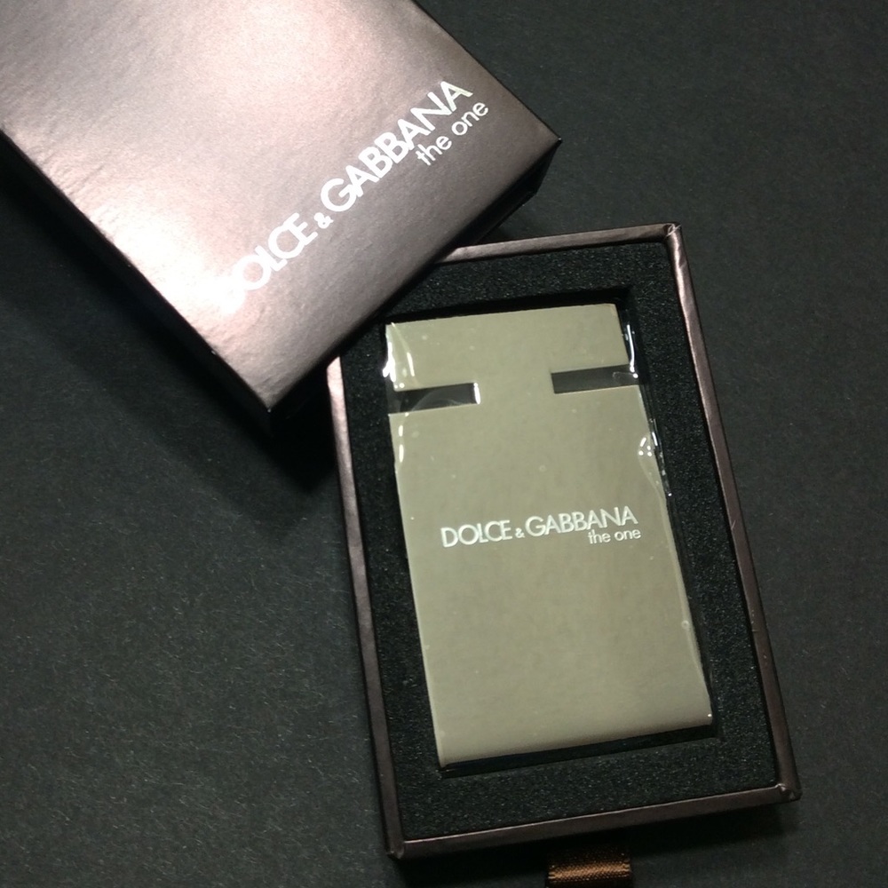 **TODAY ONLY**Dolce & Gabbana “The One” Money Clip - Picture 3 of 9